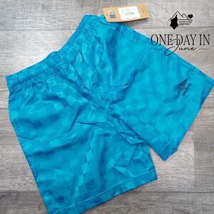 Umbro Pull On Shorts Size M